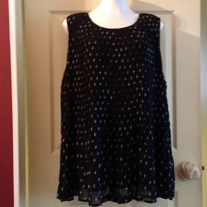 Ava and Viv Lined Sleeveless Trapeze Top